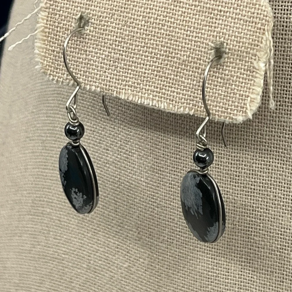 Handmade Vintage 1990's Snowflake Obsidian & Black Pearl Earrings - Picture 4 of 16